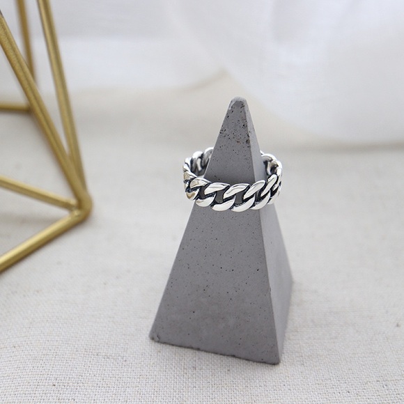 Silver Chain Ring, Twisty Silver Ring, twisted Ring Silver, Stacking Ring Silver - Picture 3 of 10